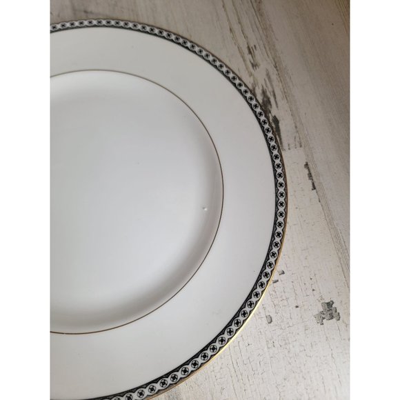 Wedgwood bone china black ulander 10" dinner‎ plate - Picture 3 of 6